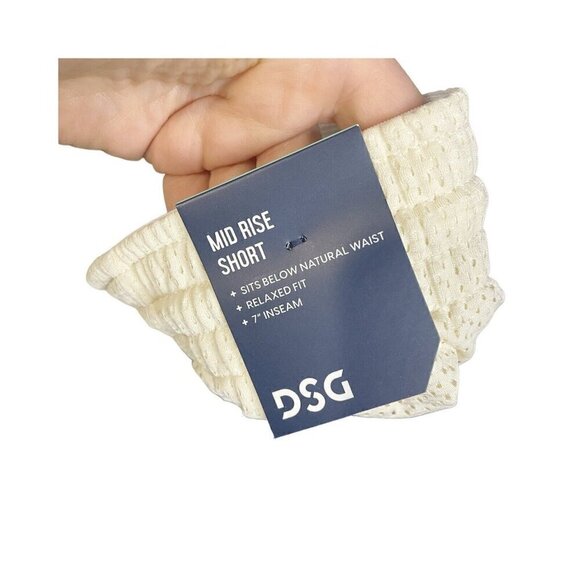 DSG Women's 7” Mesh Shorts Size M Sand Beige Drawstring Waist Stretch Activewear - Picture 6 of 7
